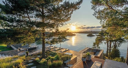 Luxurious Archipelago Villa Stockholm