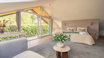 6 bedrooms