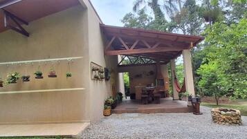 Enceinte de lâhĂ©bergement