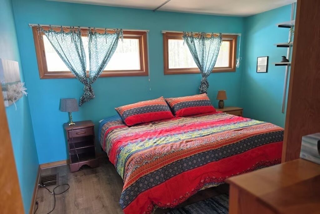2 chambres, fer et planche à repasser, Wi-Fi gratuit, draps fournis