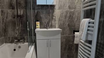 アパートメント 2 ベッドルーム シティビュー | バスルーム