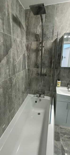 Apartment, 2 Bedrooms, City View | Bathroom - Modern & Stylish Retreat 15 Mins to Central London (Barking)