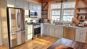 Unclassified image, 5 of 34, button - Huge Luxury Home, Views, Hot Tub, Movie Theater (Campton)