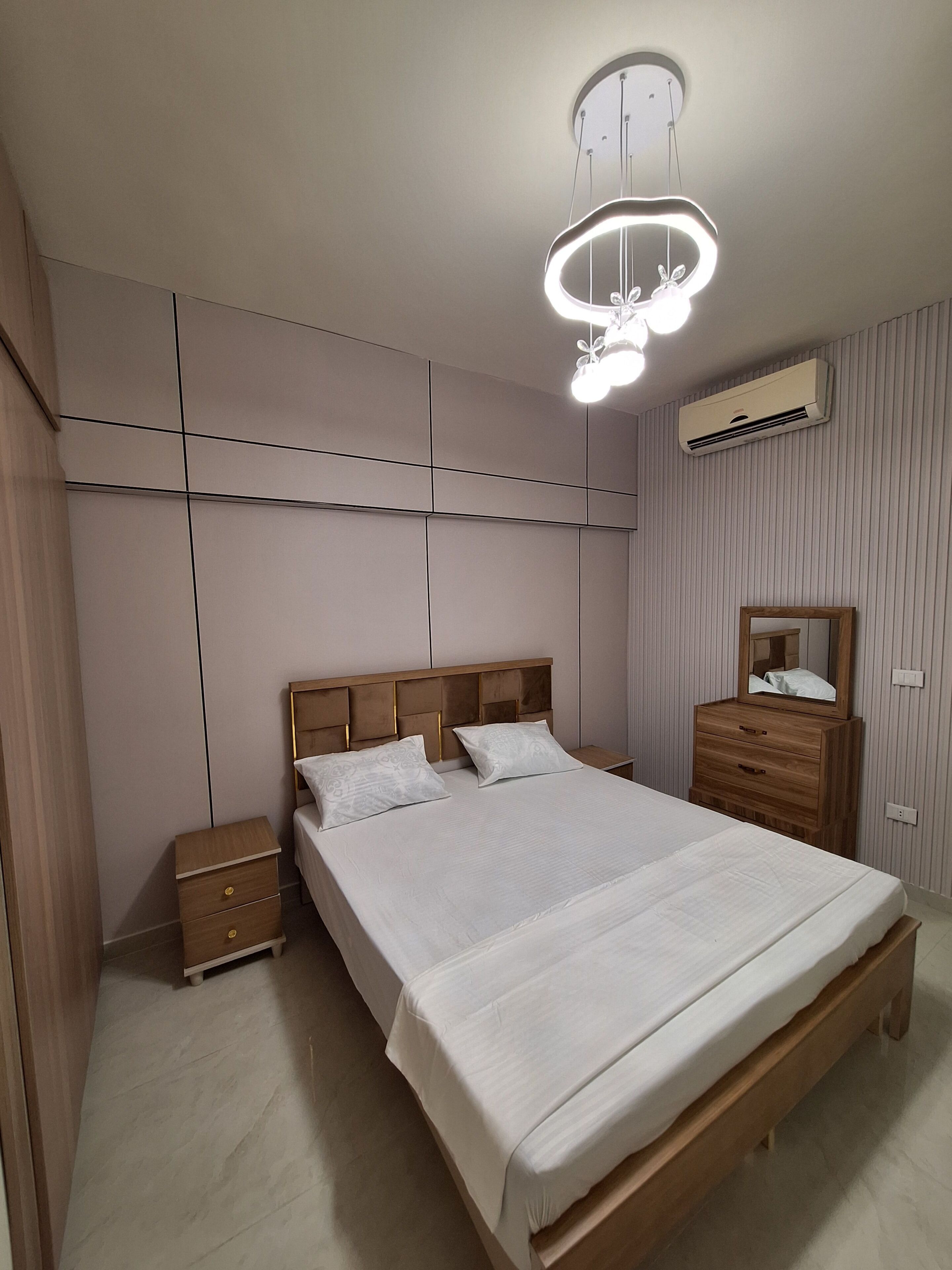 2 bedrooms
