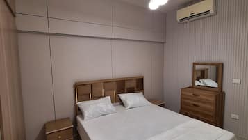 2 bedrooms
