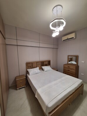 2 bedrooms - Charming 2-bedroom Apartment in Hamra, Beirut (Beirut)