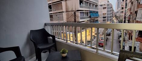 Departamento, 2 habitaciones, para fumadores, balcón | Balcón