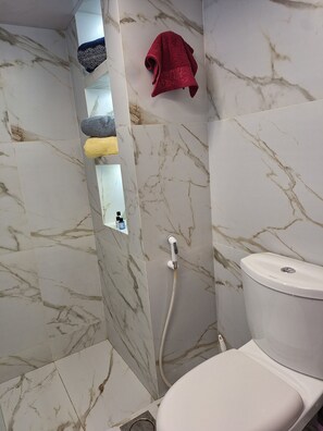Apartment, 2 Bedrooms, Smoking, Balcony | Bathroom - Charming 2-bedroom Apartment in Hamra, Beirut (Beirut)