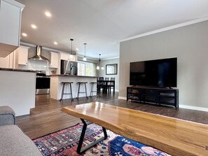 TV - 4BR Family-Friendly Acadia Home - 3 King Beds! (Mount Desert)