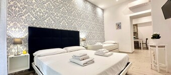 Luxury four bedroom apartment on the beach