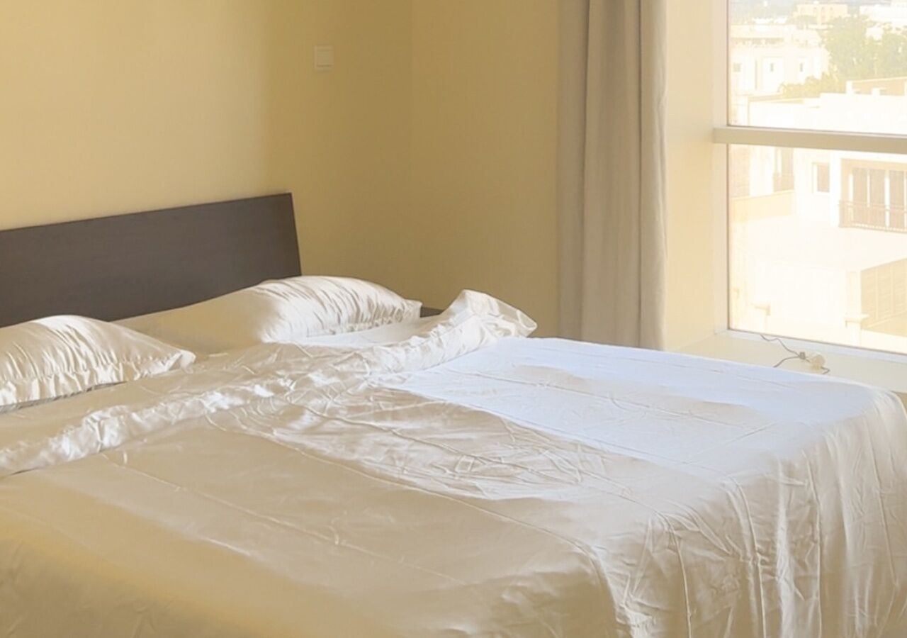 Spacious 2br Apartment ,3 Bathrooms ,Near Mall - Abu Dhabi