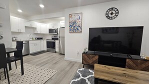 Unclassified image, 4 of 28, button - Cozy 1-bedroom Basement Suite With Private Entrance in Saskatoon (Saskatoon)