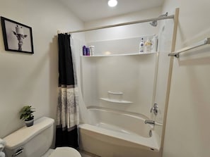 Apartment, 1 Schlafzimmer | Badezimmer