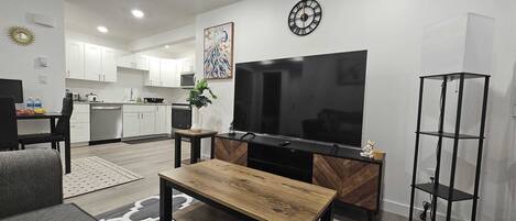 Apartment, 1 Bedroom | Living room