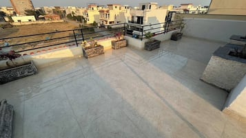 House, 3 Bedrooms, Accessible, Smoking | Terrace/patio