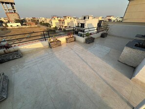 Nhà, 3 phòng ngủ, phù hợp cho người khuyết tật, hút thuốc | Hiên