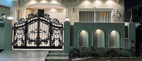 Maison, 3 chambres, accessible aux personnes Ă mobilitĂ© rĂ©duite, fumeur | DĂ©tail de lâextĂ©rieur