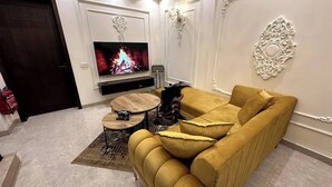 Unclassified image, 4 of 50, button - 3 Bed House In DHA Phase 9 Town Lahore Near Dolman (Lahore)