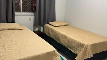 Apartment | Iron/ironing board, free WiFi