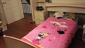 2 bedrooms
