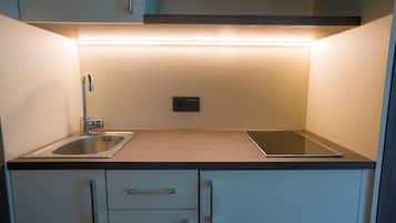 Superior Suite, City View | Private kitchen