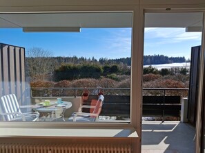 Dining - Apartment 'Schönblick' in a Quiet Location with Beautiful Views, Indoor Pool (Höchenschwand)