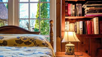 Suíte, 1 cama Queen | Wi-Fi de cortesia