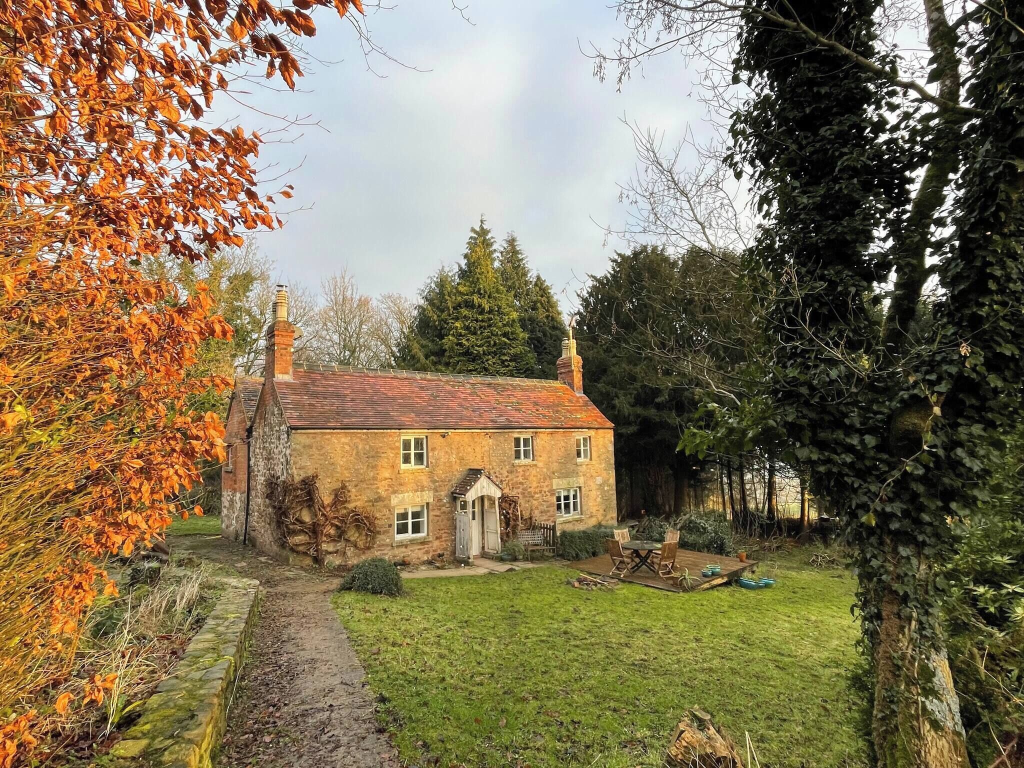 Nhà, 3 phòng ngủ | Ngoại thất