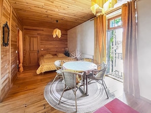 3 chambres, fer et planche à repasser, Wi-Fi