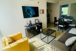 Smart TV - Acapulco Vibes - Apartment with Swimming Pool Near Punta Diamante (Acapulco de Juárez)