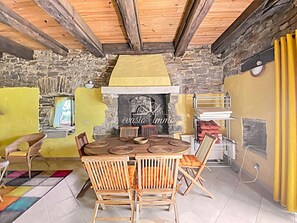 Dining - Cardabelle • Mas de Salel • Piscine & Nature 6pers (Montagnol)