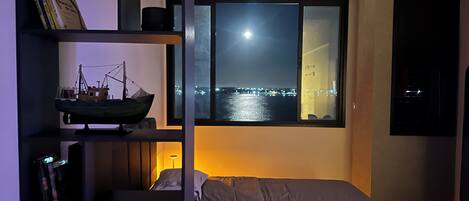 Bügeleisen/Bügelbrett, WLAN, Bettwäsche