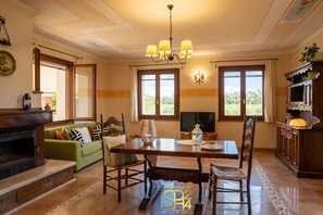 Living area - Hadrian's Villa (Sardegna)