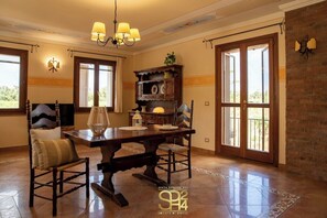 Interior - Hadrian's Villa (Sardegna)
