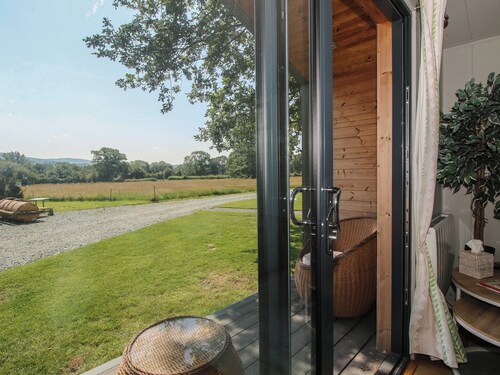 Leafy Oaks Cabin