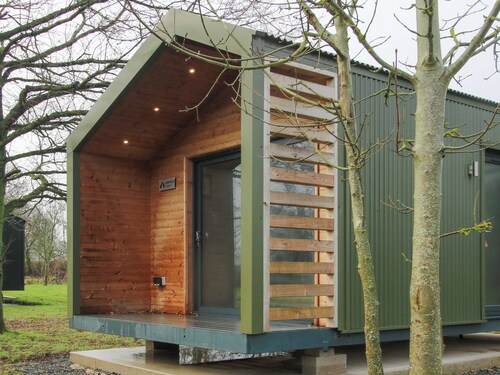 Leafy Oaks Cabin