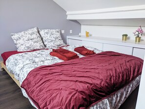 1 bedroom, iron/ironing board, WiFi, bed sheets - Reves Paisibles - Rubis - near Orly RER C/D (Choisy-le-Roi)
