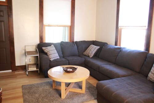 Welcoming up to 12 guests in our 3-bedroom house with AC in charming Kokomo