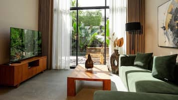 Villa, Pool View | Living area