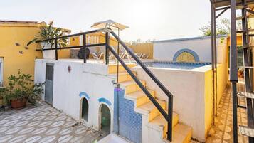 House, 3 Bedrooms, Smoking | Pool | Outdoor pool