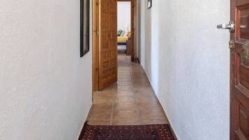 House, 3 Bedrooms, Smoking | Interior