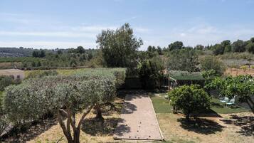 House, 3 Bedrooms, Smoking | Property grounds