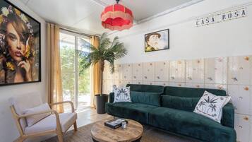 House, 3 Bedrooms, Smoking | Living room