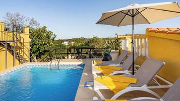 House, 3 Bedrooms, Smoking | Pool | Outdoor pool