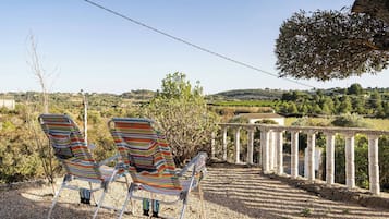 House, 3 Bedrooms, Smoking | Property grounds