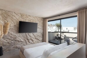 Iron/ironing board, travel crib, free WiFi, bed sheets - Panoramic Acropolis View Suite, Panoramic Acropolis View Suite (Athens)