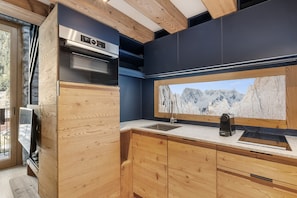 Coffee/tea maker, fridge, oven, dishwasher - Mazot de Chosa (Chamonix-Mont-Blanc)
