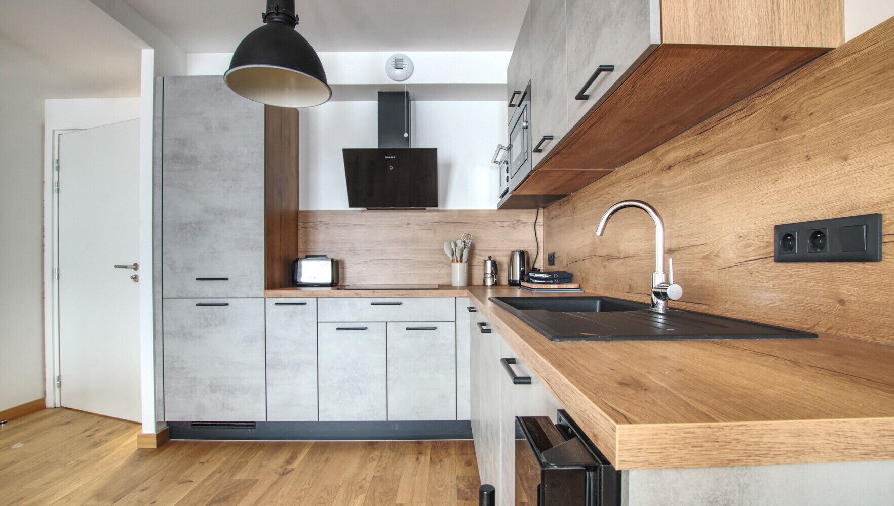 Fridge, microwave, oven, dishwasher