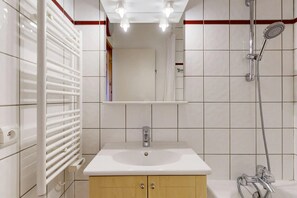 Shower - Résidence Les Arolles – La Plagne 1800 / Family Duplex 7p (La Plagne Tarentaise)