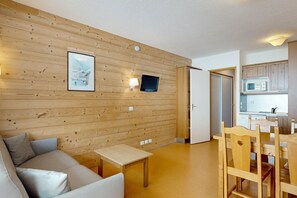 TV - Résidence Les Arolles - La Plagne 1800 / Cosy Studio 4P (La Plagne Tarentaise)